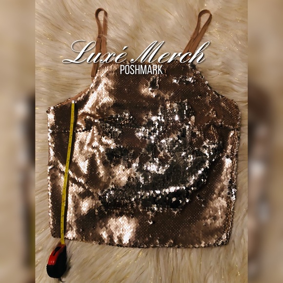 ✨Charlotte Russe Gold Sequin Crop Top✨ - Picture 4 of 5